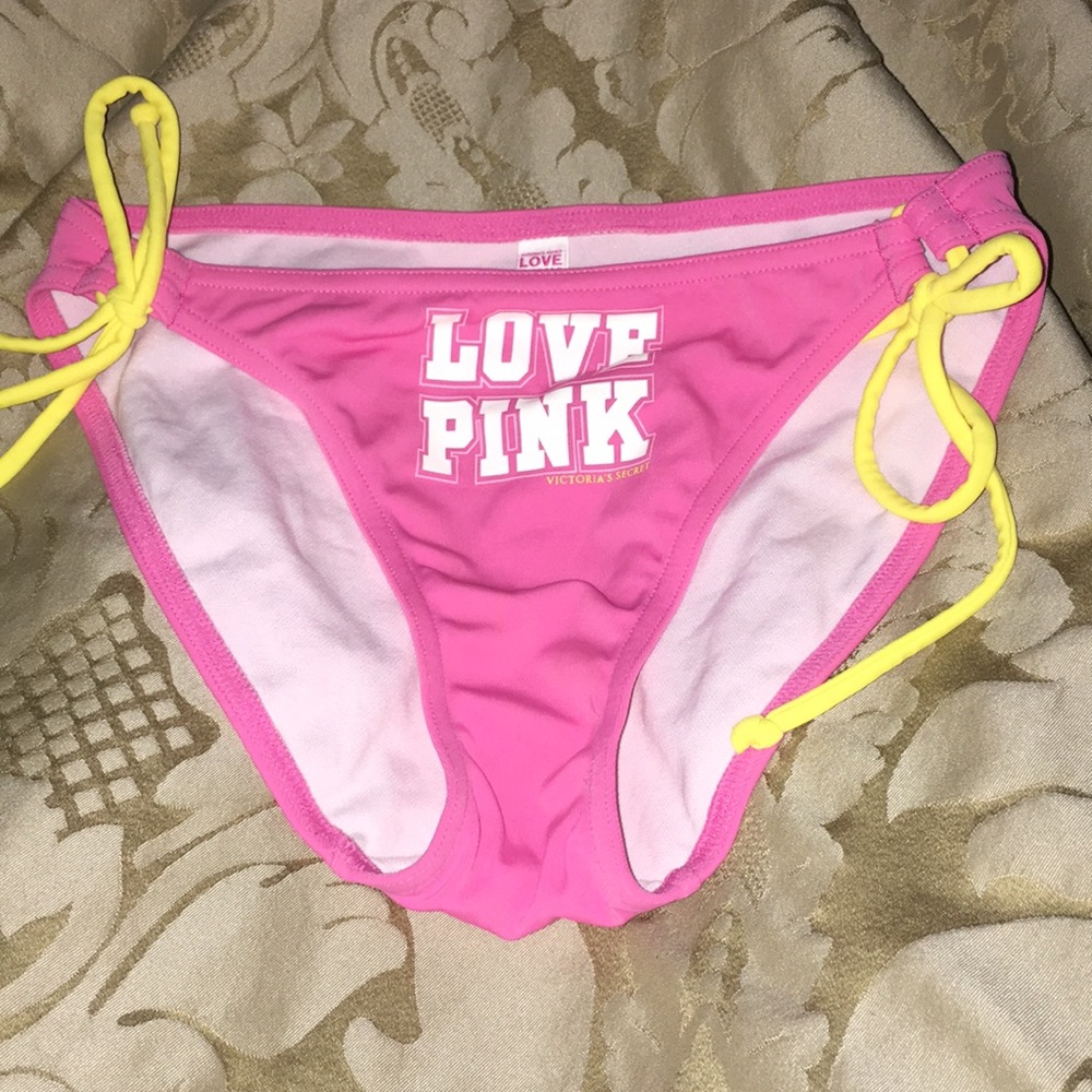 Victoria’s Secret Love PINK Bikini 👙 Bottom S